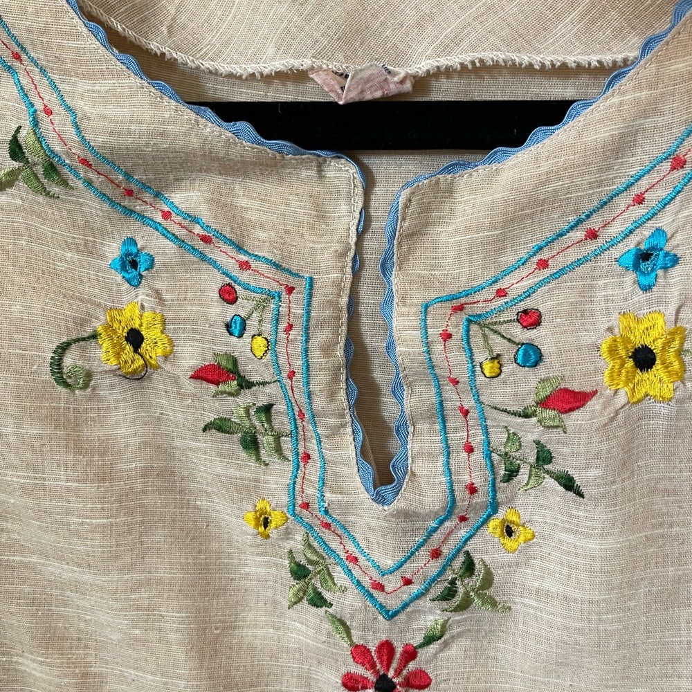 Vintage Linen Folk Embroidered 70’s Blouse - image 6